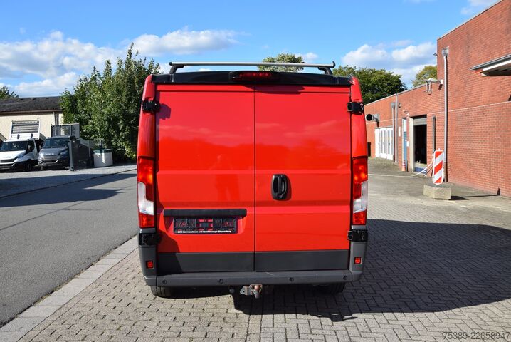 Magas tetős furgon Peugeot Boxer  333 L1H1 2,0 HDI Klima AHK Standheizung