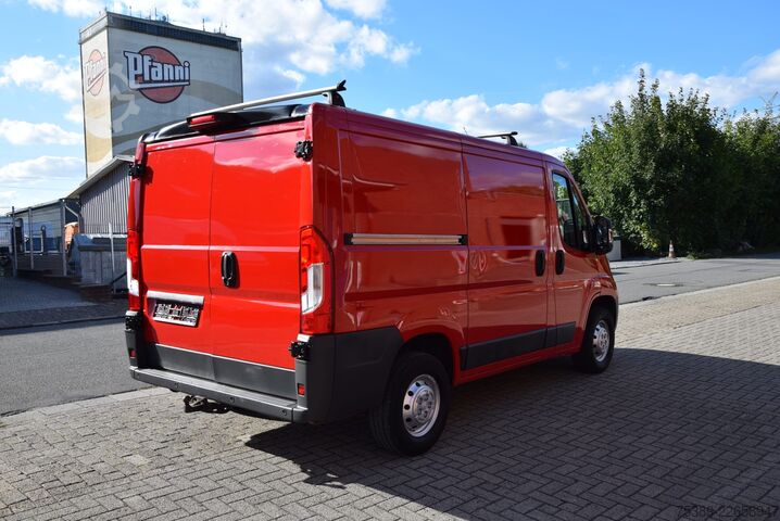 Magas tetős furgon Peugeot Boxer  333 L1H1 2,0 HDI Klima AHK Standheizung