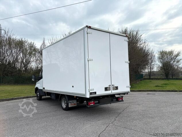Skåpbil IVECO Daily 35
