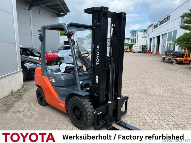 LPG-vorkheftruck Toyota 02-8 FGF 25, Waage