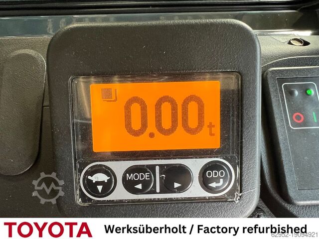 LPG-vorkheftruck Toyota 02-8 FGF 25, Waage