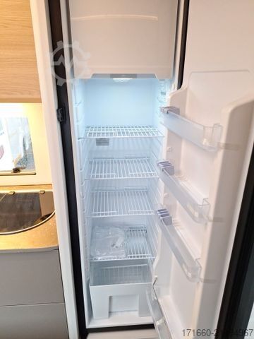 Caravan BÜRSTNER B66 480 TK Dusch-Paket, 1600kg, Radträger