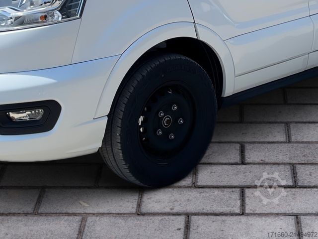 Half-integraal camper BÜRSTNER Lineo T 700