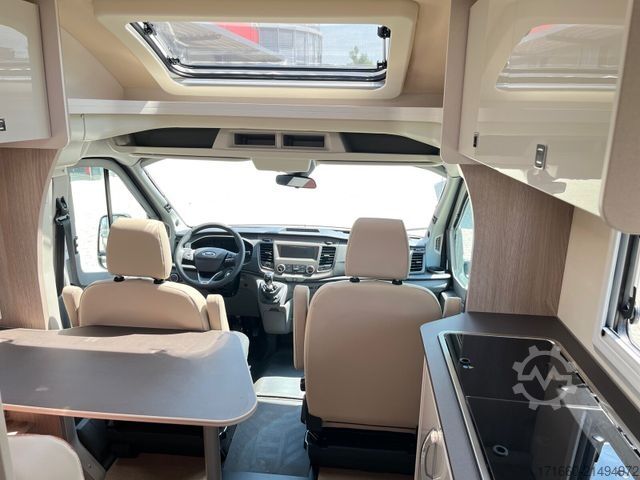 Half-integraal camper BÜRSTNER Lineo T 700
