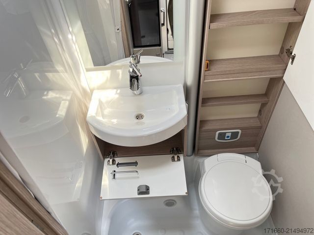 Half-integraal camper BÜRSTNER Lineo T 700