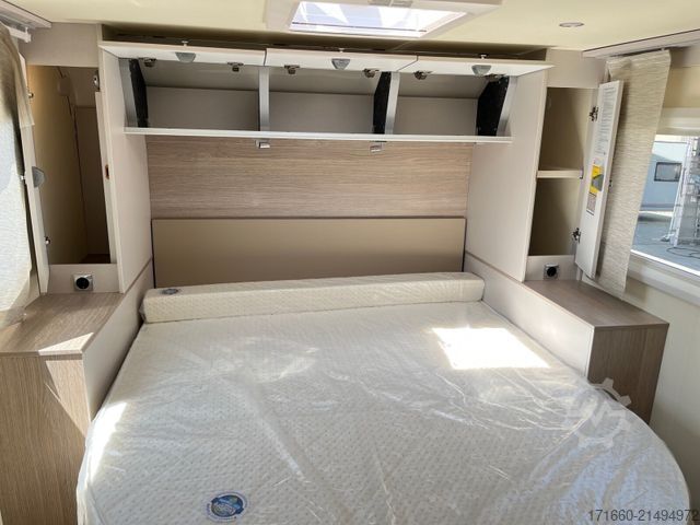 Half-integraal camper BÜRSTNER Lineo T 700