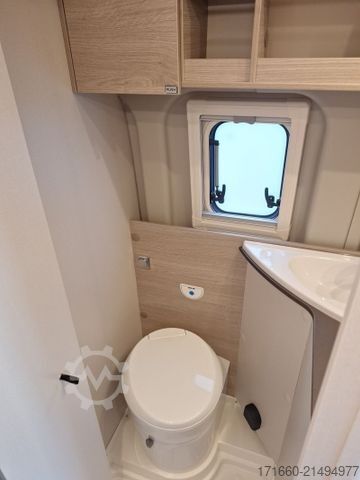 Camper van BÜRSTNER Campeo C 600 Aufstelldach, NAVI+RFK, MARKISE