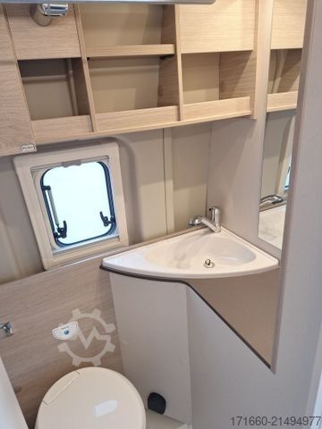 Camper van BÜRSTNER Campeo C 600 Aufstelldach, NAVI+RFK, MARKISE