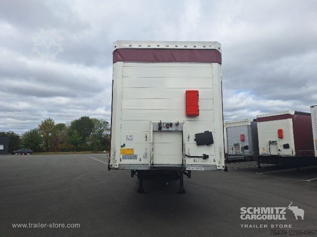 Semi-reboque aberto com lona Schmitz Cargobull Curtainsider Standard Taillift