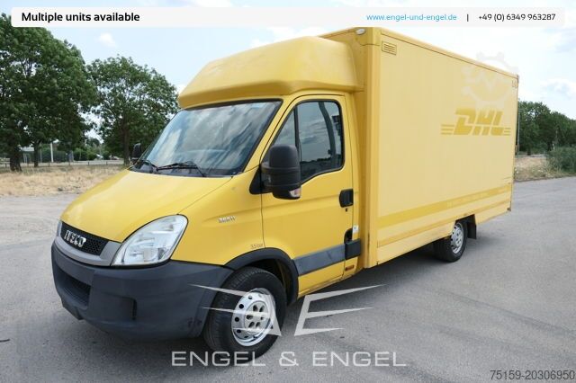 Vrachtwagen met bakwagen iveco Daily 35 S11 C30C AUTOMATIK KAMERA MAXI Regale LUFT