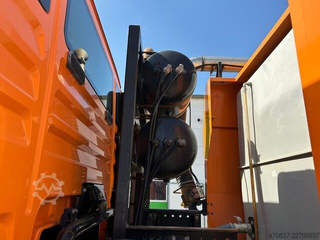 Zamiatarka drogowa MAN TGM 18.250 / Scarab Magnum