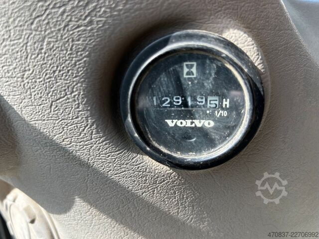 Koparka kołowa VOLVO EW 160 D