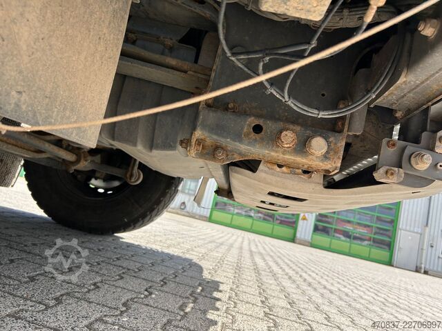 Standardowy ciągnik siodłowy MERCEDES-BENZ Actros 2651 V8 / Retarder / 3 x Pedal / Hydrulik