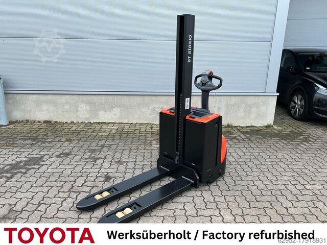 High Lift stacker Toyota SWE 080 L