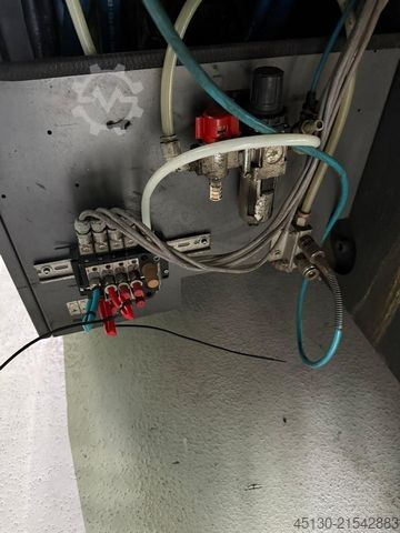 Máquina de moldagem por injeção Engel Victory 1050/220 Tech Ecodrive