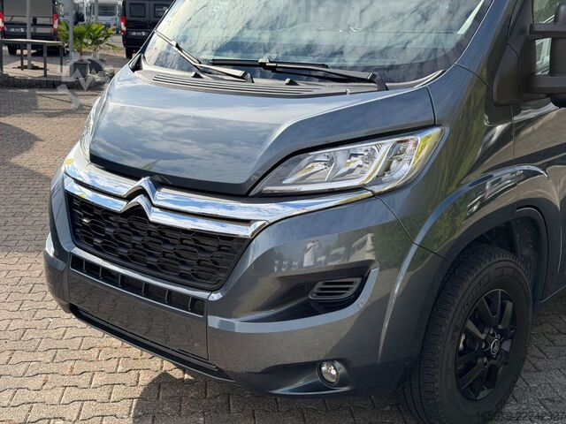 Autocaravana semi-integrada GIOTTILINE C60 / Tageszulassung