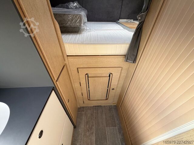 Autocaravana semi-integrada GIOTTILINE C60 / Tageszulassung