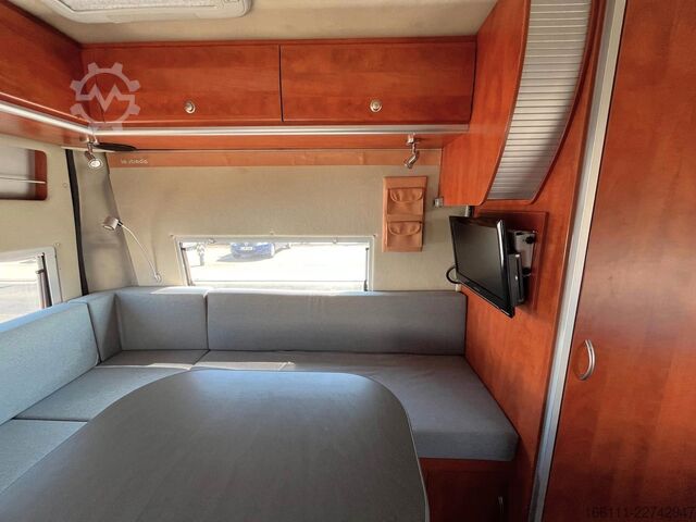 Autocaravana LA STRADA Avanti E - Hecksitzgruppe -  - Solar