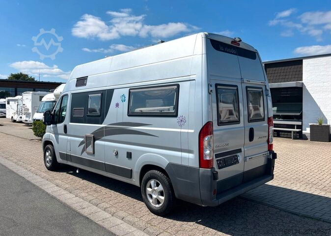 Autocaravana LA STRADA Avanti E - Hecksitzgruppe -  - Solar