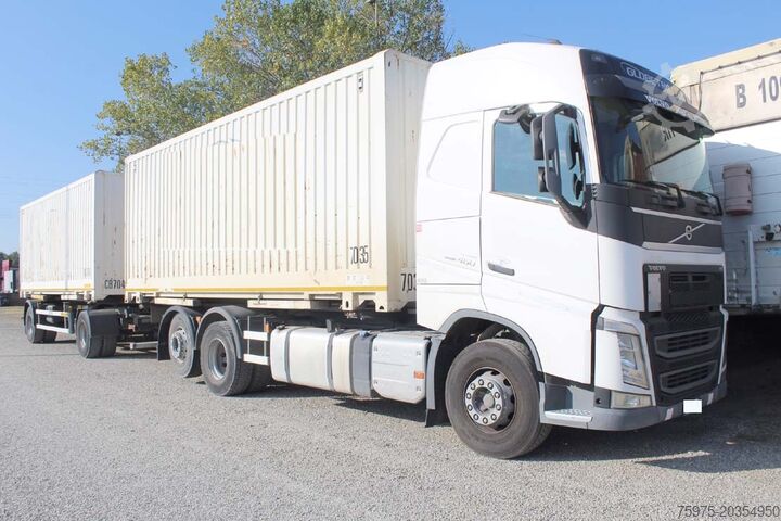 Kroghejsvogn Volvo FH12 460 motrice porta casse mobili usat