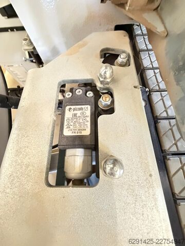 Bordatrice BIESSE AKRON 1330 A