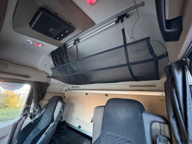 Dobozos teherautó MERCEDES-BENZ Actros 2545 6x2 Getränkewagen
