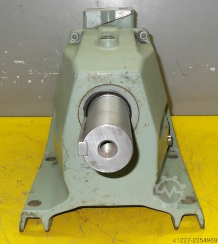 Tandwielmotor 0,8 kW 25 tpm VEB ZG3KMR80G6