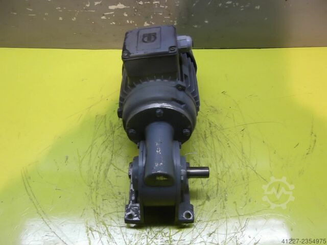 Kugghjulsmotor 0,37 kW 141 rpm ATB RF0,37/4-7