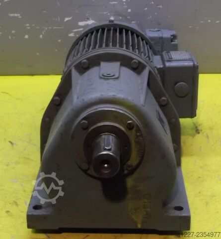 Gearmotor 0,55 kW 54 omdr./min. BAUER G12-11/DK84-200
