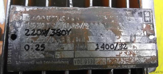 Κινητήρας με 0,25 kw 32 U/min SEW-EURODRIVE R40DT71C4BH