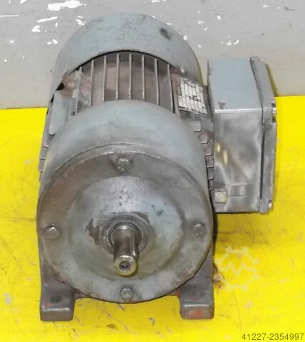 Motor de engrenagem 0,25 kW 67 rpm SEW-EURODRIVE R30DT71C4BHF