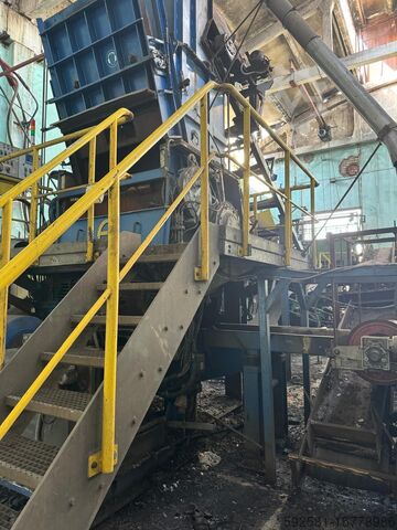 Rubbervernietigingsmachine Adelmann Umwelt GmbH Nachzerkleinerer