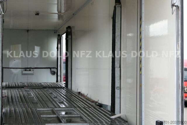 Auto met oplegger KÄSSBOHRER SP 9-16 geschlossener Autotransporter