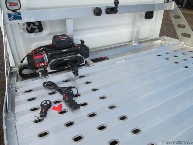 Autotransporter IVECO 35 C15 3.0*Maxi-Neuer Alu Aufbau 4.80m*Euro6*