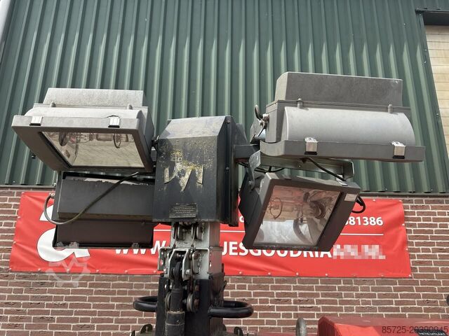 Light tower  Light tower light lichtmast - Gebruikt