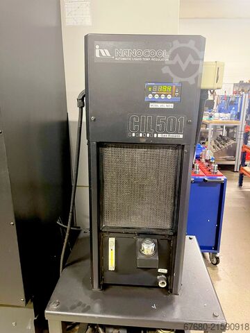 Centro de mecanizado vertical de 5 ejes DOOSAN DNM350/5AX