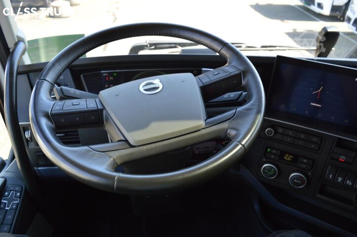 Standardowy ciągnik siodłowy VOLVO FH 460 Globetrotter XL i-Save