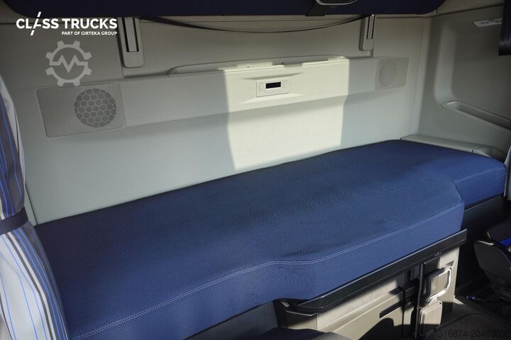 Standardowy ciągnik siodłowy VOLVO FH 460 Globetrotter XL i-Save