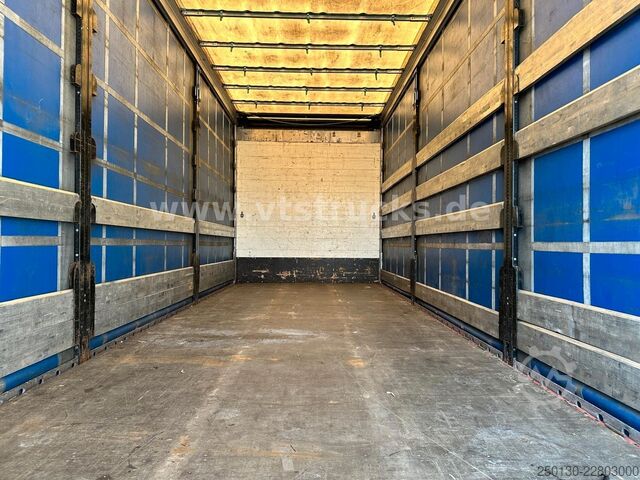 Ladbil med presenning MAN TGX 26.440