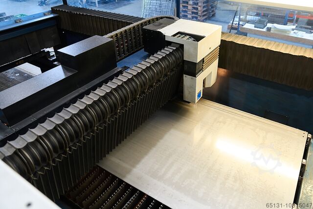 Installation de découpe laser au CO2 TRUMPF TruLaser 3030