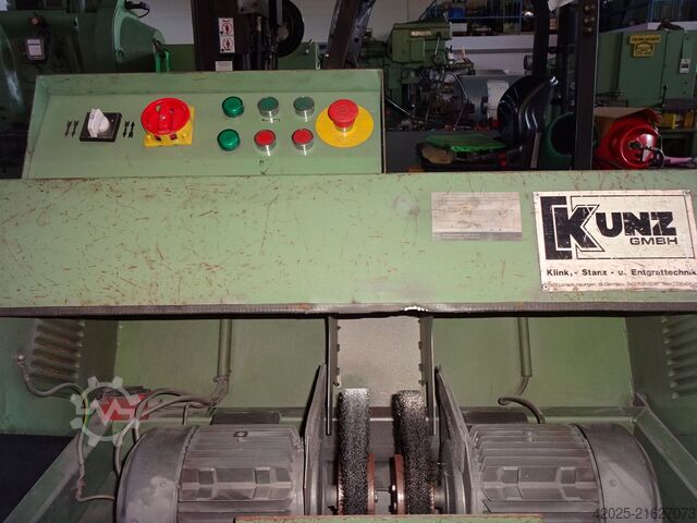 Brush deburring machine - sheet metal edges KUNZ Boschert