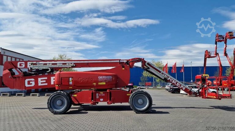 Articulated boom lift Genie ZX-135/70