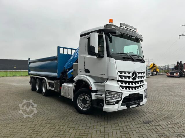 Kipper met kraan Mercedes-Benz Arocs 3243 8x4 Tridem Kipper/Kraan Euro 6
