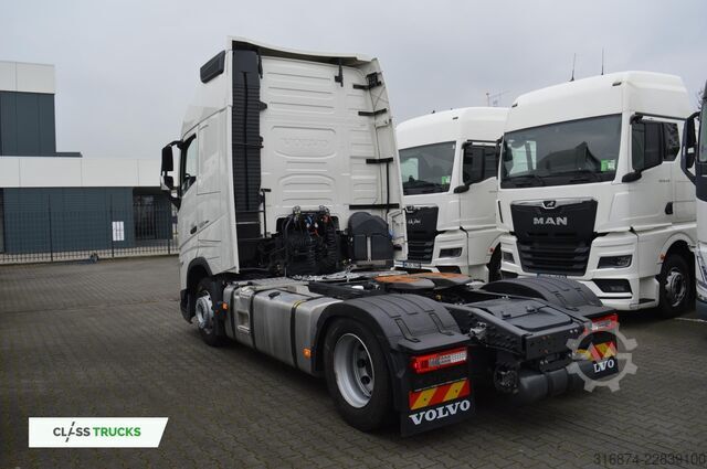 Standard tractor unit VOLVO FH 500 Globetrotter XL Varios