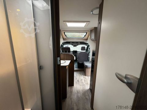Half-integraal camper Carado T 449 EDITION26