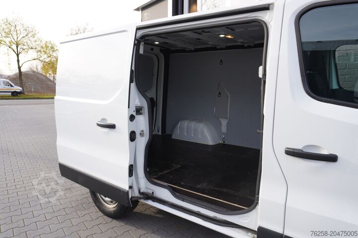 Delivery van Renault Trafic 2.0 dCi 145PK Automaat EURO 6 - Airco - ...