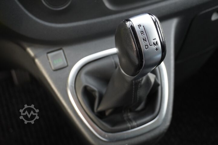 Delivery van Renault Trafic 2.0 dCi 145PK Automaat EURO 6 - Airco - ...