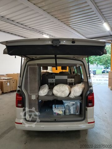 Kamper Volkswagen California Ocean 2022 | Automatico | Tetto a soffietto