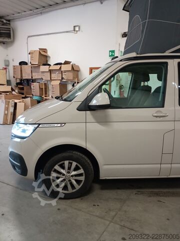 Kamper Volkswagen California Ocean 2022 | Automatico | Tetto a soffietto