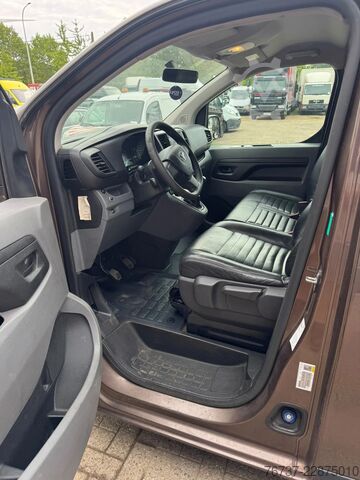 Toyota PROACE-EURO6D-9 Sæder Toyota **PROACE-EURO6D-9SEATS**
